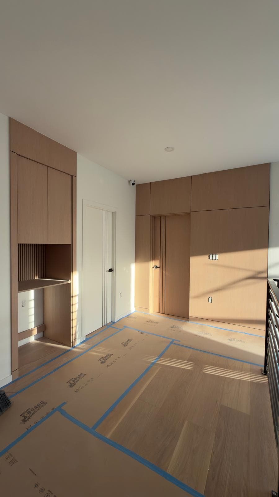 Cabinet & Closet Installation